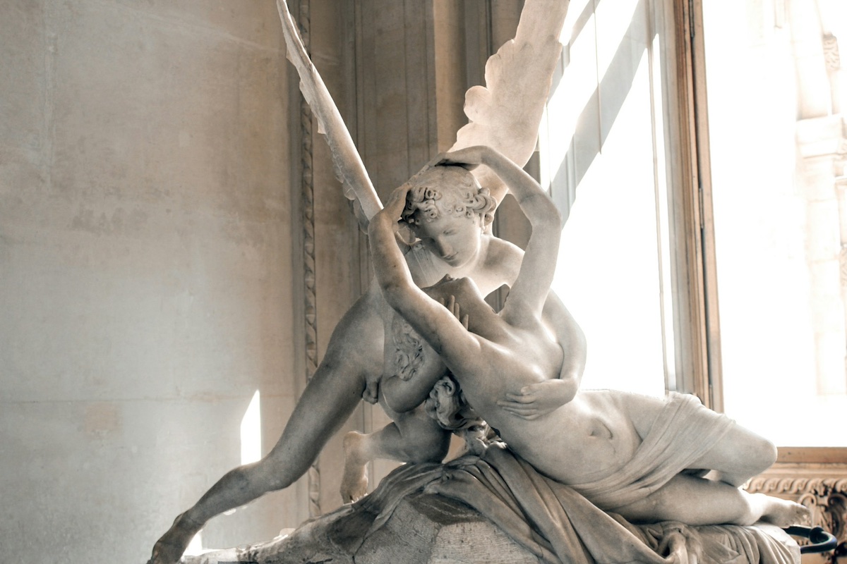 scultura Canova Amore e Psiche Louvre Parigi